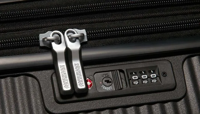 American Tourister Soundbox Чемодан дорожный 67/24 M bass black