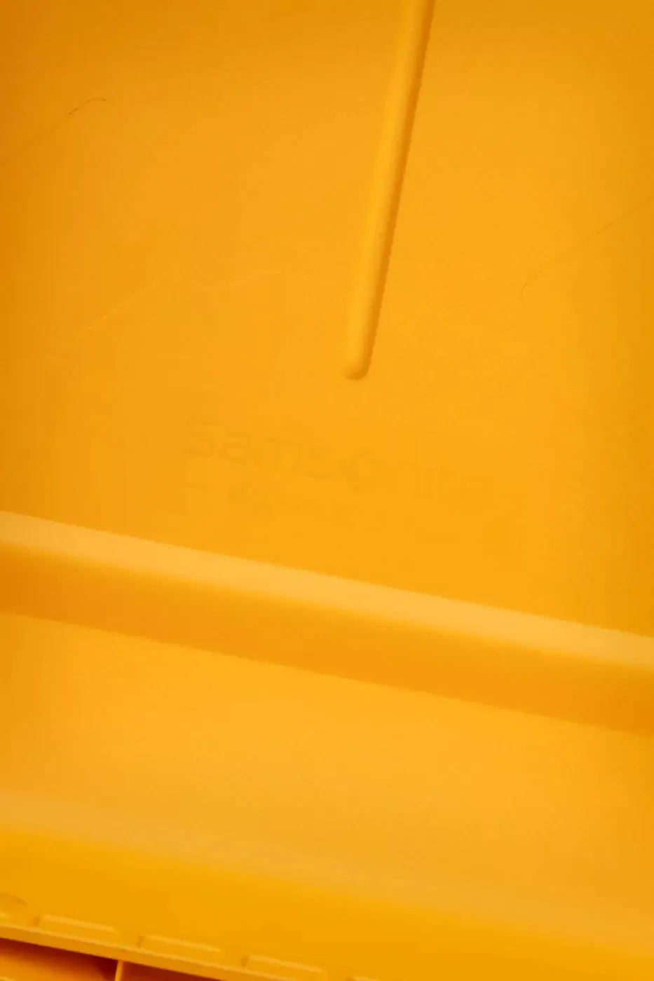 Samsonite ESSENS Чемодан дорожный 69/30 M radiant yellow