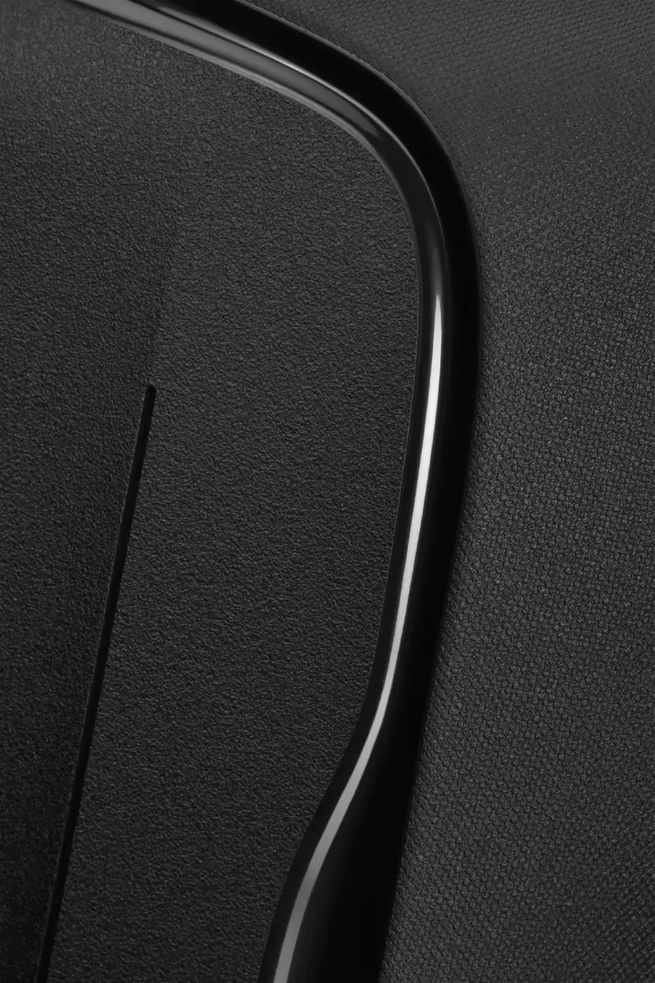 Samsonite ESSENS Чемодан дорожный 75/33 L graphite